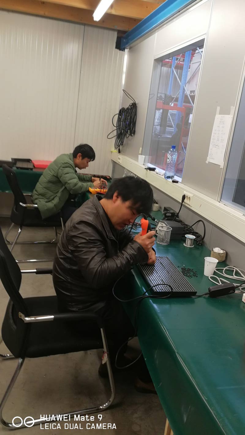 LED显示屏户内全彩美邦科技