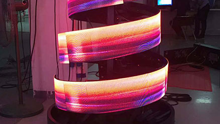 柔性屏相比常规LED显示屏全彩区别在哪?美邦科技光电