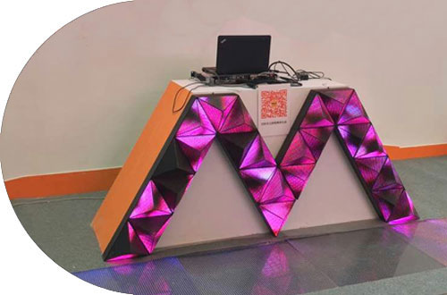 请问LED显示屏跟同类彩幕有哪些不同？美邦科技