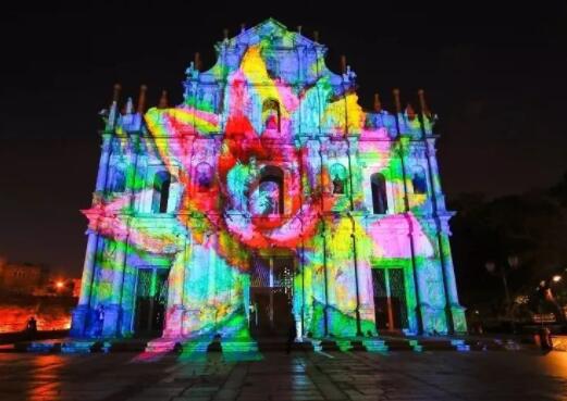 澳门庆祝回归20周年来异常LED灯光秀,划破澳门夜空惊艳亮相