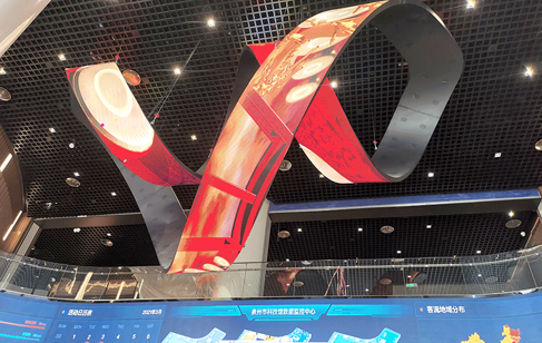 美邦科技带你走近创意LED螺旋柔性屏