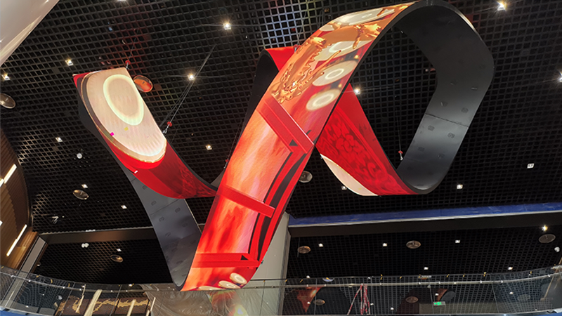 福建某科技馆室内P3飘带屏